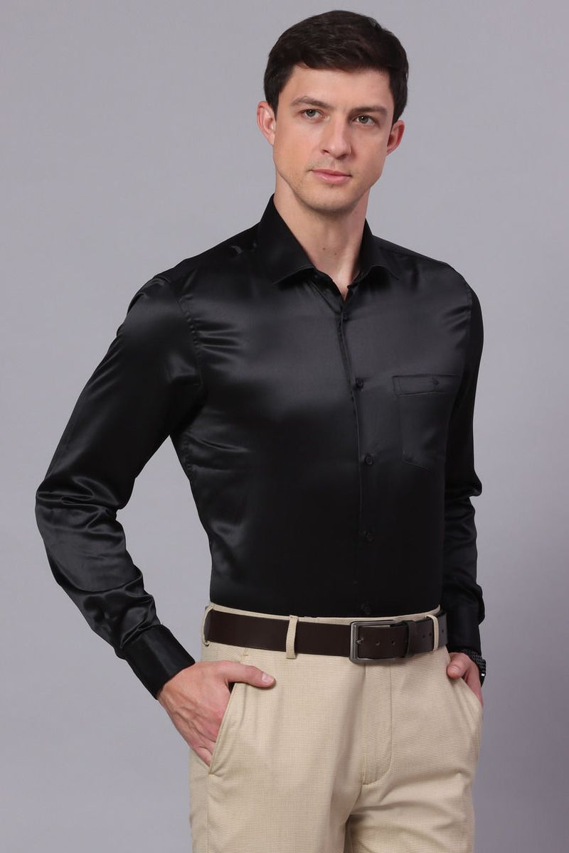 BLACK SOLID